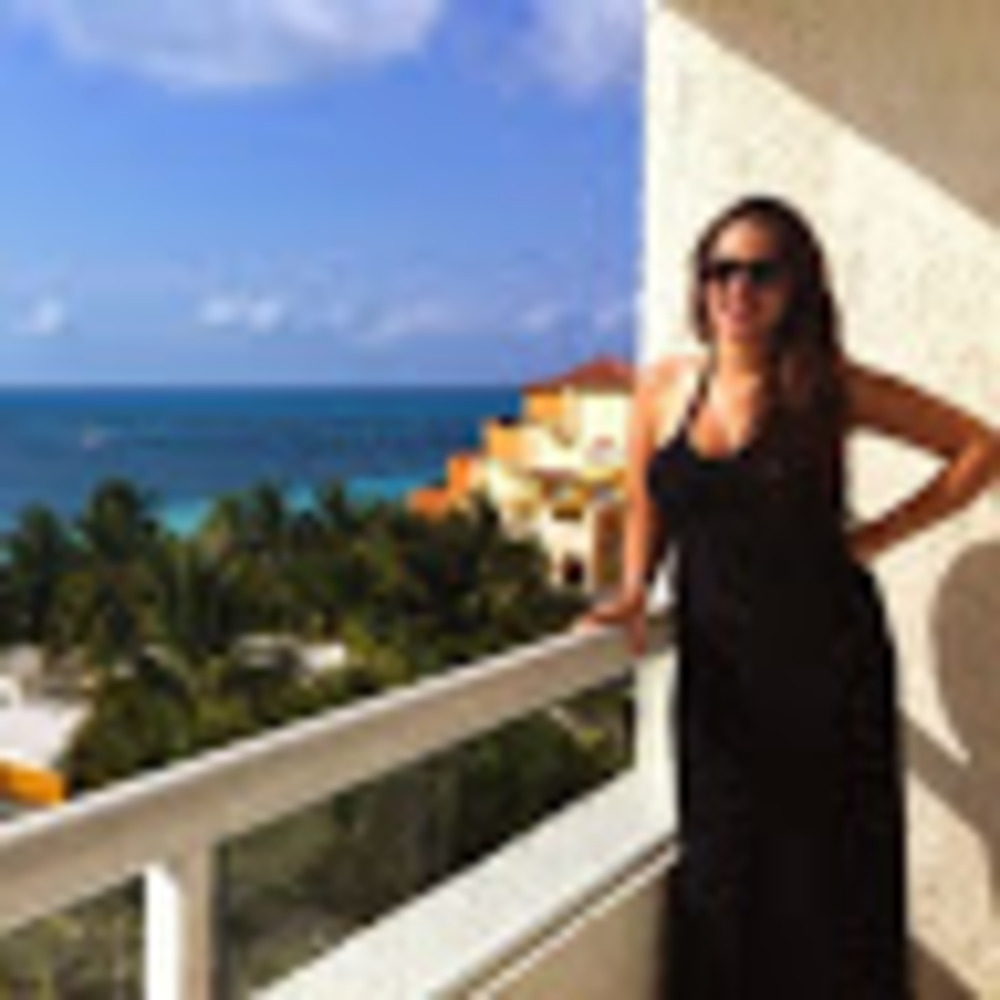 Meet your Posher, Abby